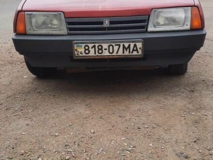 ВАЗ 2108 1992 у Черкасах на Automoto.ua Червоний ВАЗ 2108, об'ємом двигуна 1.5 л та пробігом 85 тис. км за 1450 $, фото 1 на Automoto.ua