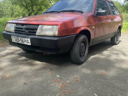 ВАЗ 2108 1992 у Києві на Automoto.ua Червоний ВАЗ 2108, об'ємом двигуна 1.3 л та пробігом 57 тис. км за 800 $, фото 1 на Automoto.ua