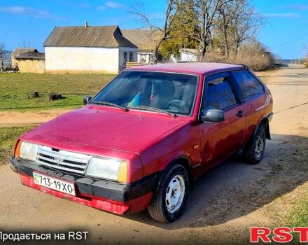 Красный ВАЗ 2108, объемом двигателя 1.5 л и пробегом 142 тыс. км за 599 $, фото 1 на Automoto.ua