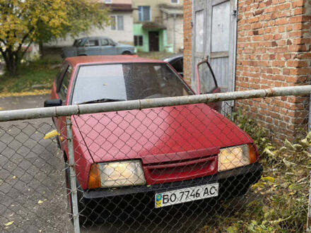 Красный ВАЗ 2108, объемом двигателя 1.3 л и пробегом 170 тыс. км за 650 $, фото 1 на Automoto.ua