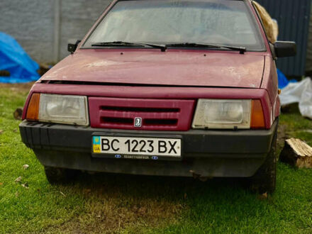 Красный ВАЗ 2108, объемом двигателя 0 л и пробегом 200 тыс. км за 850 $, фото 1 на Automoto.ua