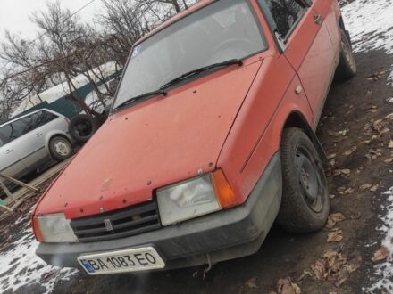 ВАЗ 2108 1992 в Кропивницком (Кировограде) на Automoto.ua Красный ВАЗ 2108, объемом двигателя 1.5 л и пробегом 270 тыс. км за 505 $, фото 1 на Automoto.ua
