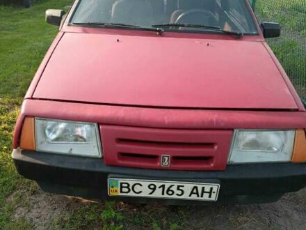 ВАЗ 2108 1992 у Володимир-Волинський на Automoto.ua Червоний ВАЗ 2108, об'ємом двигуна 1.3 л та пробігом 50 тис. км за 1600 $, фото 1 на Automoto.ua
