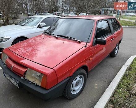 Красный ВАЗ 2108, объемом двигателя 1.29 л и пробегом 60 тыс. км за 2000 $, фото 1 на Automoto.ua