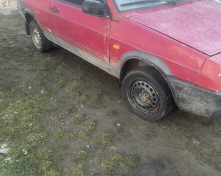 Красный ВАЗ 2108, объемом двигателя 0 л и пробегом 100 тыс. км за 500 $, фото 1 на Automoto.ua