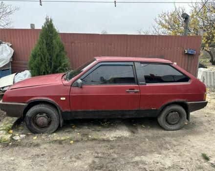 Красный ВАЗ 2108, объемом двигателя 1.3 л и пробегом 300 тыс. км за 667 $, фото 1 на Automoto.ua