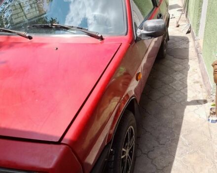 Красный ВАЗ 2108, объемом двигателя 1.5 л и пробегом 200 тыс. км за 700 $, фото 1 на Automoto.ua