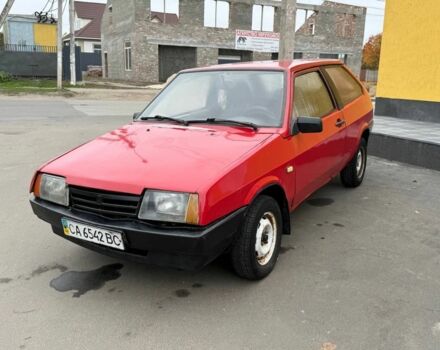 Красный ВАЗ 2108, объемом двигателя 1.5 л и пробегом 185 тыс. км за 477 $, фото 1 на Automoto.ua
