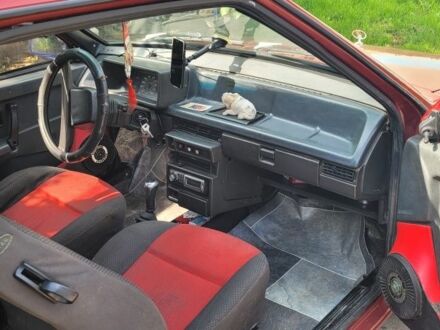 ВАЗ 2108 1993 у Коломые на Automoto.ua Червоний ВАЗ 2108, об'ємом двигуна 1.5 л та пробігом 2 тис. км за 900 $, фото 1 на Automoto.ua