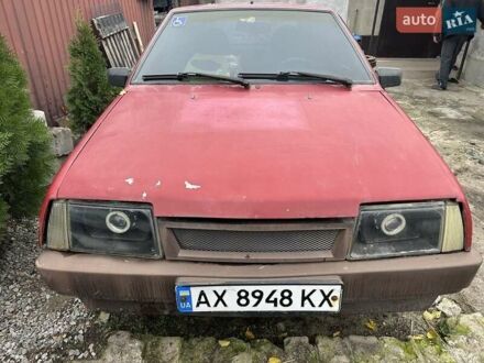 Красный ВАЗ 2108, объемом двигателя 1.3 л и пробегом 300 тыс. км за 667 $, фото 1 на Automoto.ua