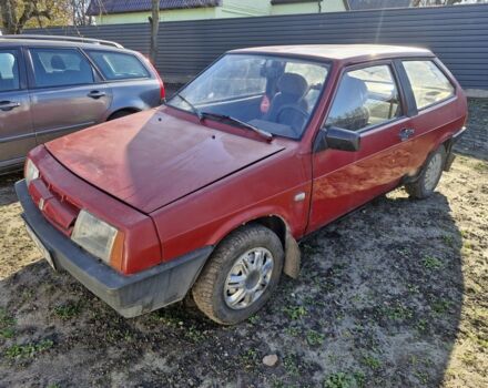 Красный ВАЗ 2108, объемом двигателя 1 л и пробегом 321 тыс. км за 550 $, фото 1 на Automoto.ua