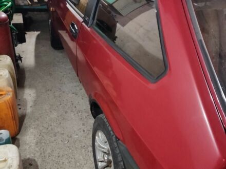 Красный ВАЗ 2108, объемом двигателя 1.5 л и пробегом 240 тыс. км за 1350 $, фото 1 на Automoto.ua