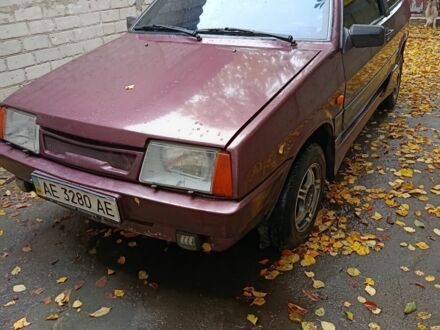 ВАЗ 2108 1994 в Синельниковом на Automoto.ua Красный ВАЗ 2108, объемом двигателя 1 л и пробегом 170 тыс. км за 1187 $, фото 1 на Automoto.ua