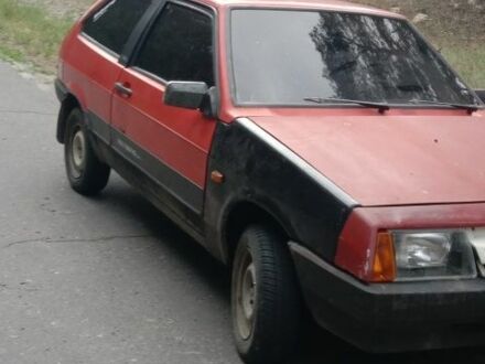 ВАЗ 2108 1994 в Изюме на Automoto.ua Красный ВАЗ 2108, объемом двигателя 1 л и пробегом 81 тыс. км за 650 $, фото 1 на Automoto.ua