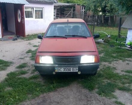 Красный ВАЗ 2108, объемом двигателя 1.4 л и пробегом 300 тыс. км за 519 $, фото 1 на Automoto.ua