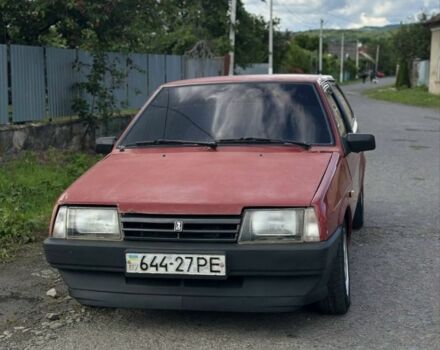 Красный ВАЗ 2108, объемом двигателя 1.5 л и пробегом 300 тыс. км за 900 $, фото 1 на Automoto.ua
