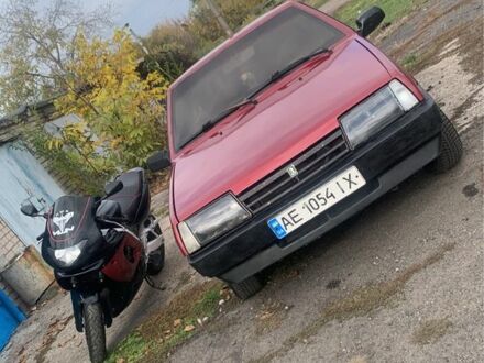 Красный ВАЗ 2108, объемом двигателя 1.3 л и пробегом 3 тыс. км за 3300 $, фото 1 на Automoto.ua