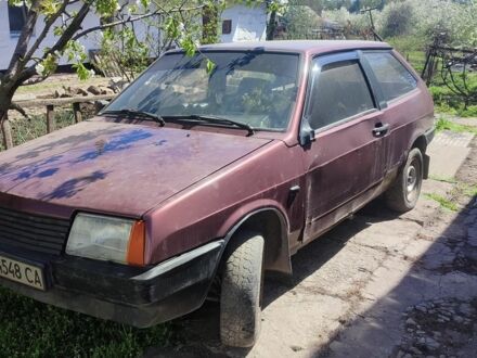 ВАЗ 2108 1995 в Каменское - Днепродзержинск на Automoto.ua Красный ВАЗ 2108, объемом двигателя 1.5 л и пробегом 200 тыс. км за 557 $, фото 1 на Automoto.ua
