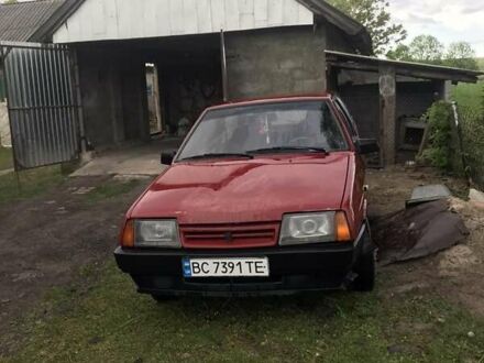 ВАЗ 2108 1995 в Золочеве на Automoto.ua Красный ВАЗ 2108, объемом двигателя 1.5 л и пробегом 120 тыс. км за 700 $, фото 1 на Automoto.ua
