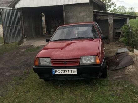Красный ВАЗ 2108, объемом двигателя 1.1 л и пробегом 170 тыс. км за 426 $, фото 1 на Automoto.ua