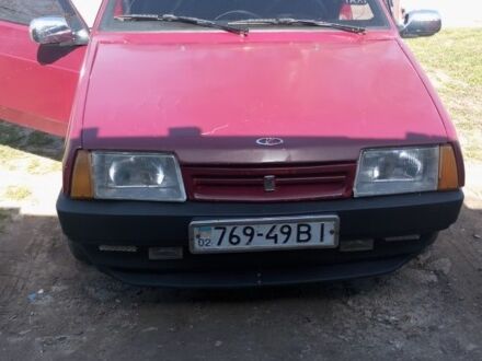 ВАЗ 2108 1995 у Вінниці на Automoto.ua Червоний ВАЗ 2108, об'ємом двигуна 4 л та пробігом 5 тис. км за 1300 $, фото 1 на Automoto.ua