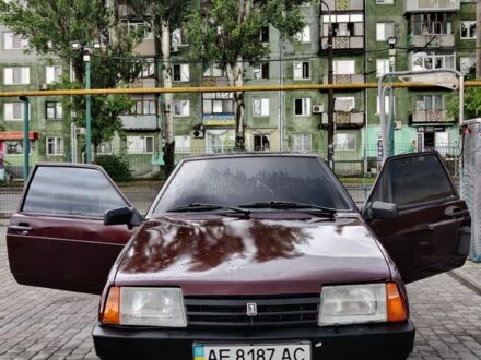 Красный ВАЗ 2108, объемом двигателя 1.5 л и пробегом 150 тыс. км за 1200 $, фото 1 на Automoto.ua