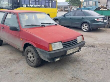 ВАЗ 2108 1997 у Кременчуге на Automoto.ua Червоний ВАЗ 2108, об'ємом двигуна 1.3 л та пробігом 200 тис. км за 653 $, фото 1 на Automoto.ua