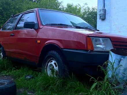 ВАЗ 2108 1998 у Києві на Automoto.ua Червоний ВАЗ 2108, об'ємом двигуна 1.6 л та пробігом 0 тис. км за 1290 $, фото 1 на Automoto.ua