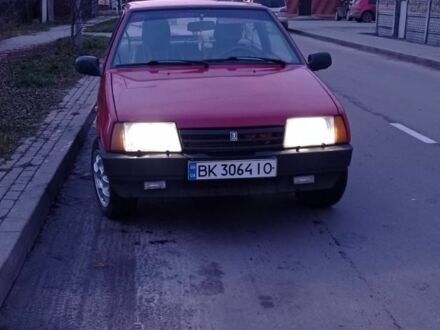 Красный ВАЗ 2108, объемом двигателя 1.5 л и пробегом 110 тыс. км за 1300 $, фото 1 на Automoto.ua