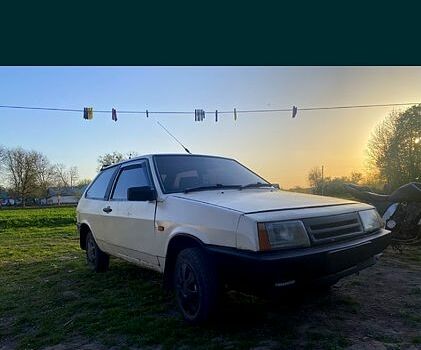 ВАЗ 2108, объемом двигателя 1.5 л и пробегом 1000 тыс. км за 700 $, фото 3 на Automoto.ua