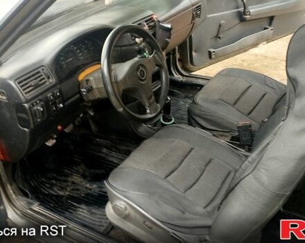 ВАЗ 2108, объемом двигателя 1.5 л и пробегом 211 тыс. км за 1500 $, фото 2 на Automoto.ua