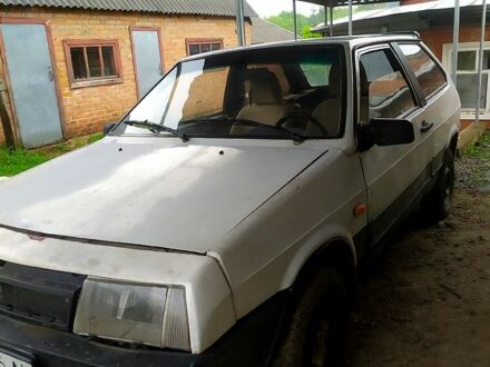 ВАЗ 2108 1986 в Люботине на Automoto.ua ВАЗ 2108, объемом двигателя 13 л и пробегом 100 тыс. км за 600 $, фото 1 на Automoto.ua