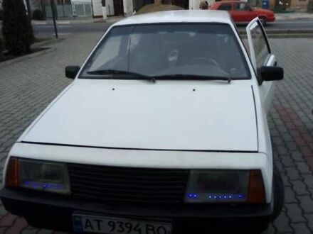 ВАЗ 2108 1987 у Снятине на Automoto.ua ВАЗ 2108, об'ємом двигуна 1.3 л та пробігом 100 тис. км за 700 $, фото 1 на Automoto.ua