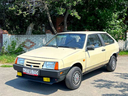 ВАЗ 2108 1987 в Чугуеве на Automoto.ua ВАЗ 2108, объемом двигателя 1.5 л и пробегом 0 тыс. км за 1000 $, фото 1 на Automoto.ua