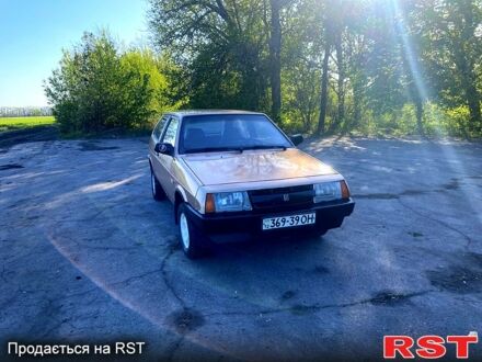 ВАЗ 2108 1987 у Шишаках на Automoto.ua ВАЗ 2108, об'ємом двигуна 13 л та пробігом 0 тис. км за 716 $, фото 1 на Automoto.ua