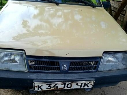 ВАЗ 2108 1989 у Золотоноше на Automoto.ua ВАЗ 2108, об'ємом двигуна 1.3 л та пробігом 250 тис. км за 1200 $, фото 1 на Automoto.ua