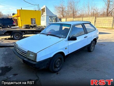 ВАЗ 2108 1989 у Кривому Розі на Automoto.ua ВАЗ 2108, об'ємом двигуна 15 л та пробігом 130 тис. км за 630 $, фото 1 на Automoto.ua