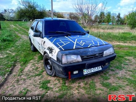 ВАЗ 2108 1989 в Харькове на Automoto.ua ВАЗ 2108, объемом двигателя 15 л и пробегом 200 тыс. км за 550 $, фото 1 на Automoto.ua