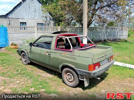 ВАЗ 2108 1991 в Новомосковске на Automoto.ua ВАЗ 2108, объемом двигателя 1.1 л и пробегом 10 тыс. км за 500 $, фото 1 на Automoto.ua