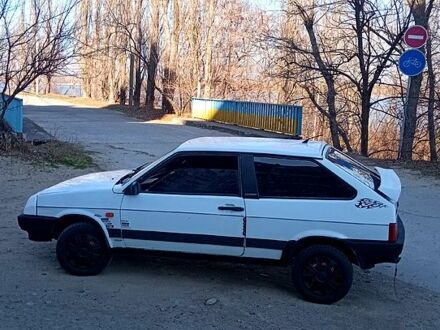 ВАЗ 2108 1993 в Каневе на Automoto.ua ВАЗ 2108, объемом двигателя 15 л и пробегом 178 тыс. км за 767 $, фото 1 на Automoto.ua