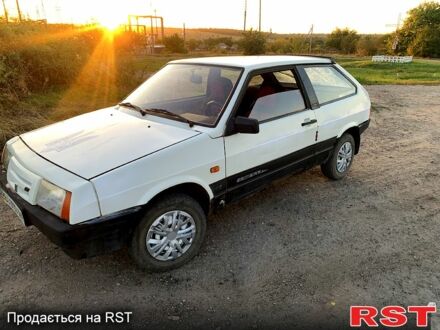 ВАЗ 2108 1994 в Казанке на Automoto.ua ВАЗ 2108, объемом двигателя 1.2 л и пробегом 111 тыс. км за 840 $, фото 1 на Automoto.ua