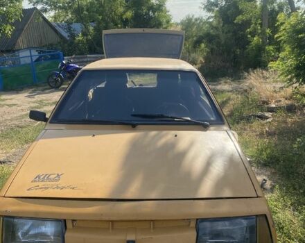 Желтый ВАЗ 2108, объемом двигателя 1.5 л и пробегом 222 тыс. км за 500 $, фото 3 на Automoto.ua