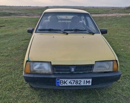 Жовтий ВАЗ 2108, об'ємом двигуна 1.3 л та пробігом 90 тис. км за 850 $, фото 2 на Automoto.ua