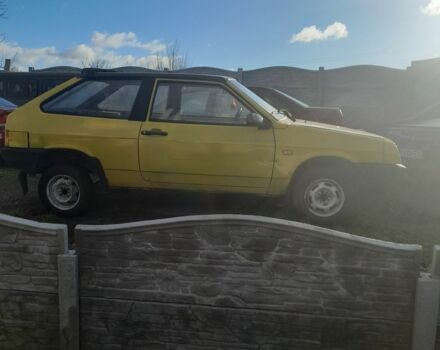 Жовтий ВАЗ 2108, об'ємом двигуна 0 л та пробігом 250 тис. км за 355 $, фото 2 на Automoto.ua