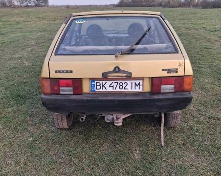 Жовтий ВАЗ 2108, об'ємом двигуна 1.3 л та пробігом 90 тис. км за 850 $, фото 5 на Automoto.ua