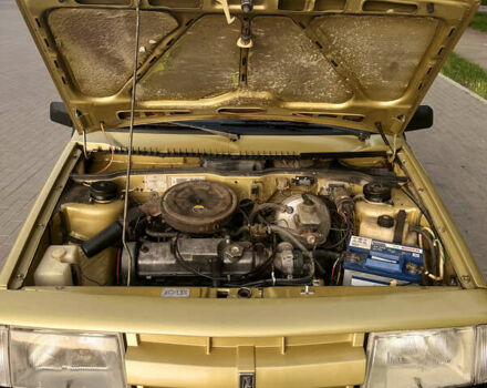 Желтый ВАЗ 2108, объемом двигателя 1.3 л и пробегом 100 тыс. км за 2180 $, фото 9 на Automoto.ua