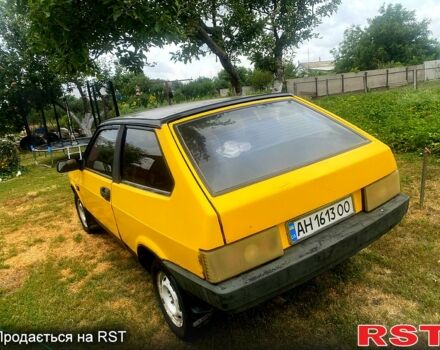 Желтый ВАЗ 2108, объемом двигателя 1.3 л и пробегом 0 тыс. км за 700 $, фото 3 на Automoto.ua