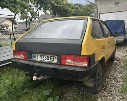 Желтый ВАЗ 2108, объемом двигателя 1.3 л и пробегом 300 тыс. км за 700 $, фото 2 на Automoto.ua