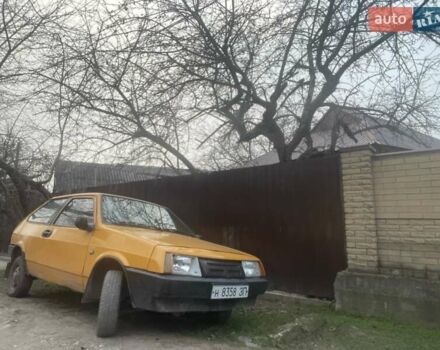 Желтый ВАЗ 2108, объемом двигателя 1.5 л и пробегом 446 тыс. км за 582 $, фото 7 на Automoto.ua