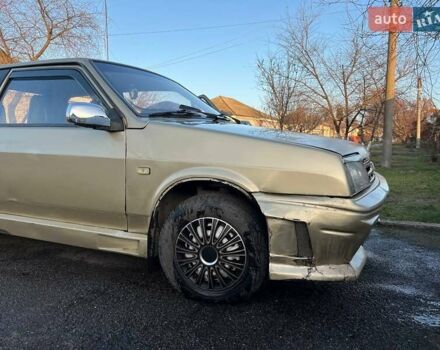 Желтый ВАЗ 2108, объемом двигателя 1.3 л и пробегом 96 тыс. км за 1100 $, фото 2 на Automoto.ua